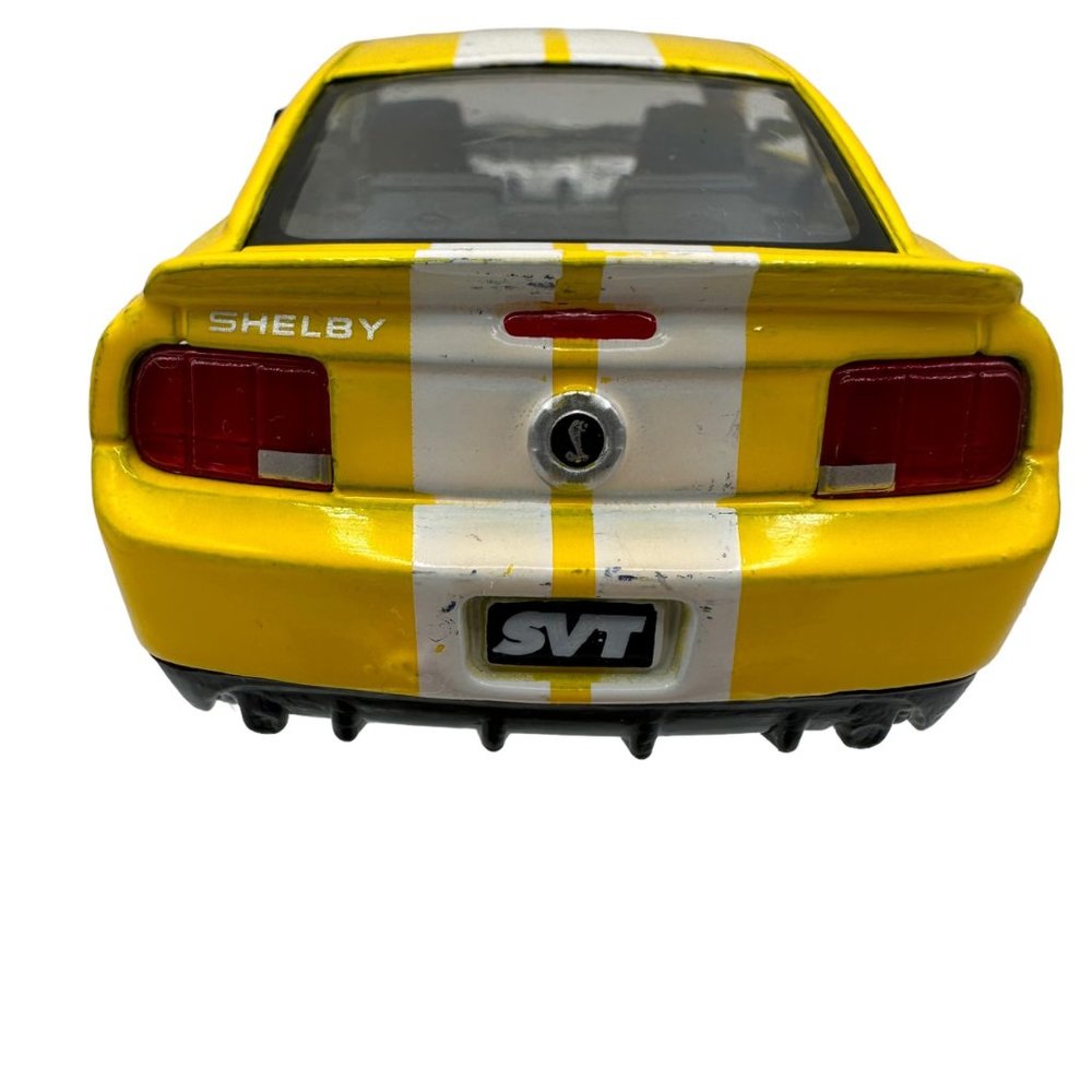 Kinsmart 2007 Shelby GT 500 Model Car 1/36 Scale KT5310 Diecast Pull Back Action - Picture 9 of 15